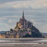 La Cassinne 4 5min Ste Mere-eglise 5min Quineville 15min Utah * Montebourg