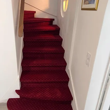 La Cassinne Independantes Bed & Breakfast Montebourg