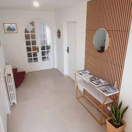 Chambres D'Hotes La Villa Cassinne En Cotentin Bed & Breakfast