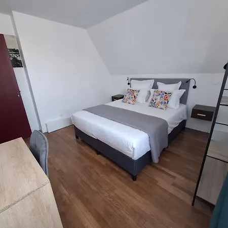 Les D Hotes De La Cassinne Montebourg
