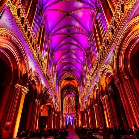 La Cassinne Independantes Bed & Breakfast Montebourg