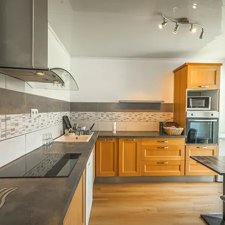 Chambres D'Hotes La Villa Cassinne En Cotentin Bed & Breakfast
