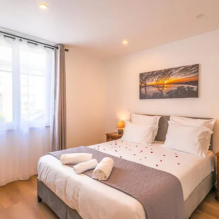 Chambres D'Hotes La Villa Cassinne En Cotentin Bed & Breakfast