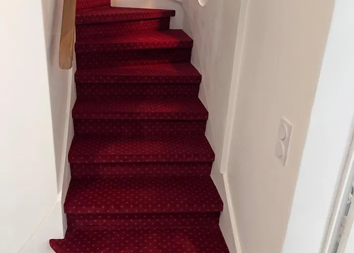 La Cassinne Independantes Bed & Breakfast Montebourg