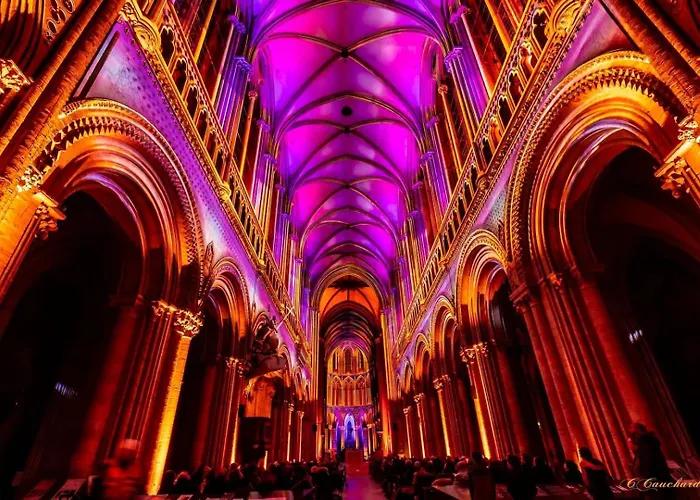 La Cassinne Independantes Bed & Breakfast Montebourg