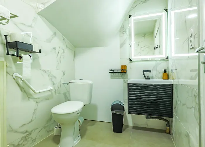 Bed & Breakfast La Cassinne Independantes Montebourg